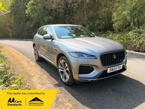 Jaguar F Pace