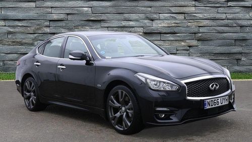 Infiniti Q70