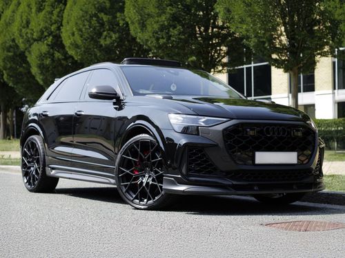 Audi RSQ8