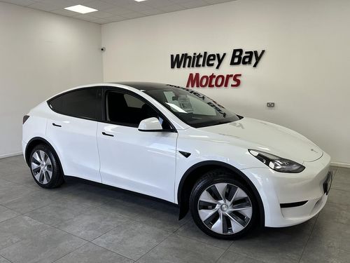 Tesla MODEL  Y