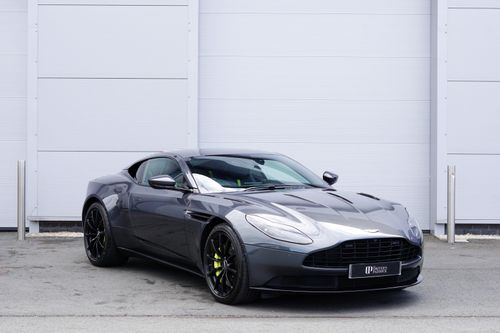 Aston Martin DB11