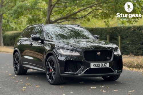 Jaguar F Pace