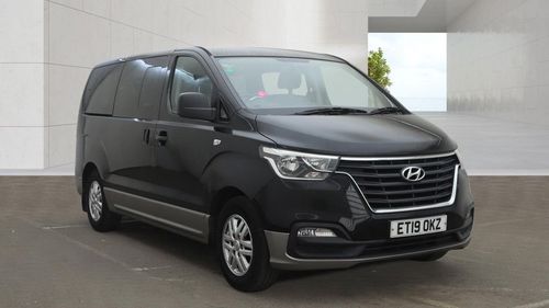 Hyundai i800