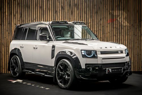 Land Rover Defender 110