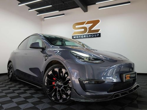 Tesla MODEL  Y