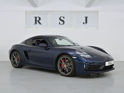 Porsche 718 Cayman
