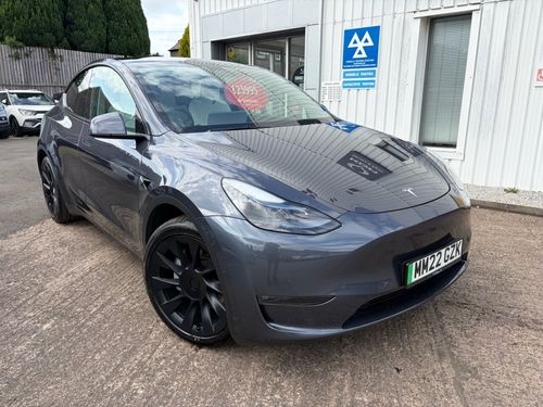 Tesla MODEL  Y