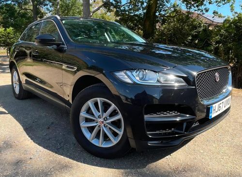 Jaguar F Pace