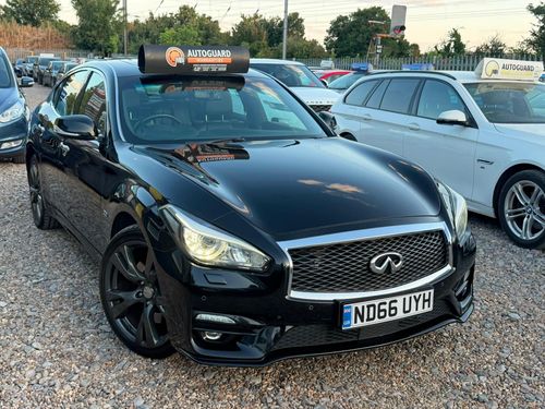 Infiniti Q70
