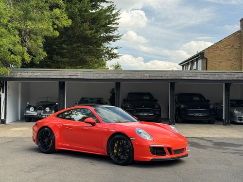Porsche 911