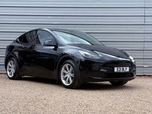 Tesla MODEL  Y