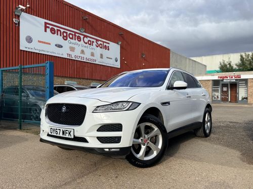 Jaguar F Pace