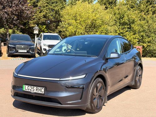 Tesla MODEL  Y
