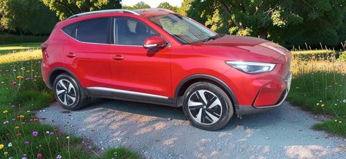 MG ZS
