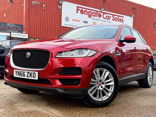 Jaguar F Pace
