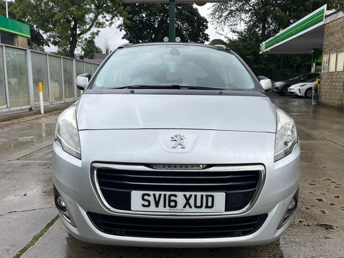 Peugeot 5008