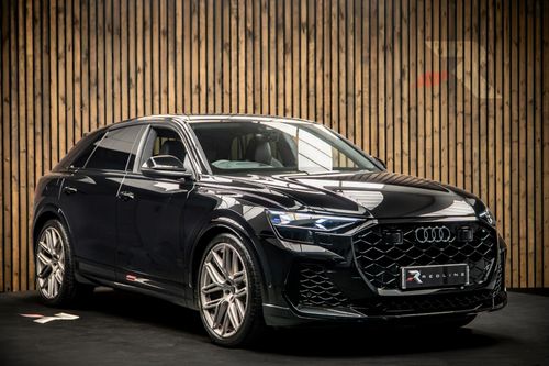 Audi RSQ8