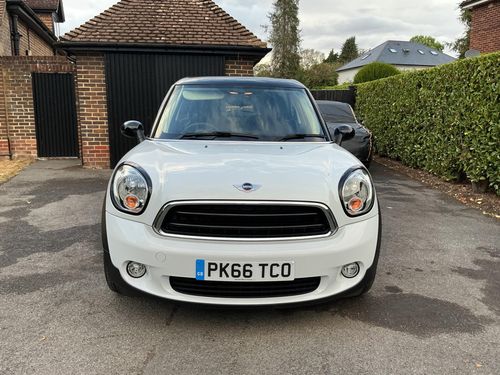 MINI Paceman