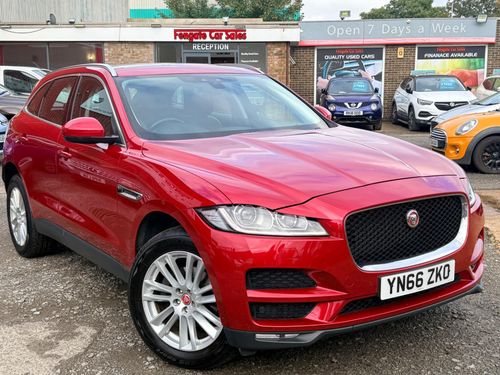 Jaguar F Pace