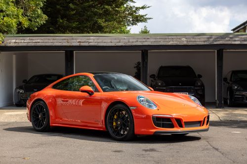 Porsche 911
