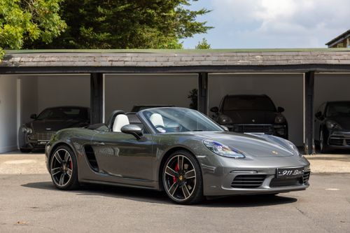 Porsche 718