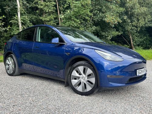 Tesla MODEL  Y