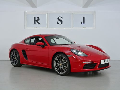 Porsche 718 Cayman