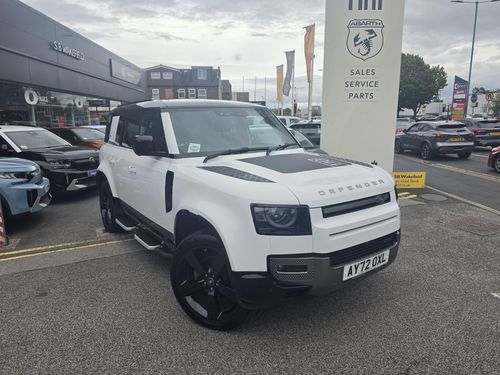 Land Rover Defender 110