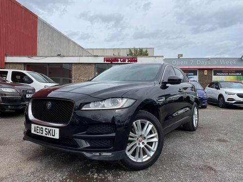 Jaguar F Pace