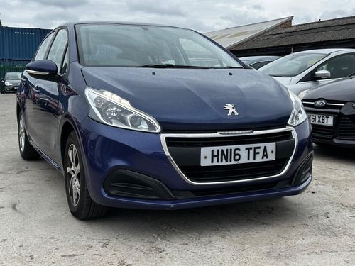 Peugeot 208