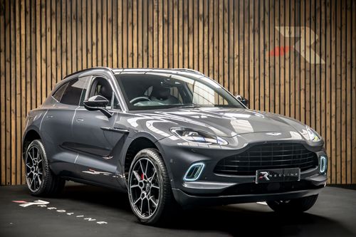 Aston Martin DBX
