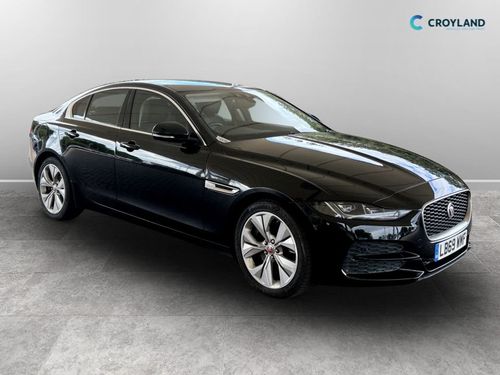 Jaguar XE