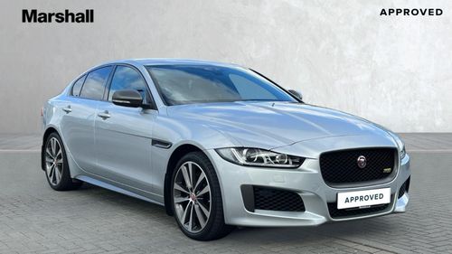 Jaguar XE