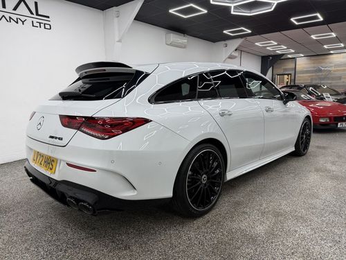 Mercedes Benz CLA