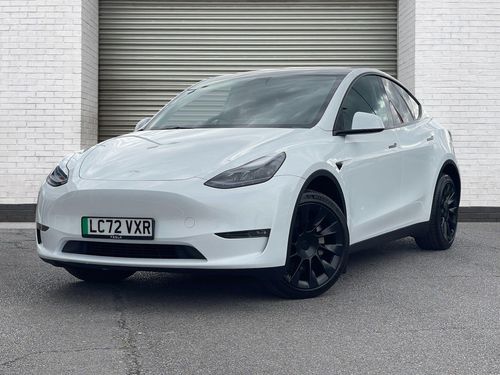 Tesla MODEL  Y