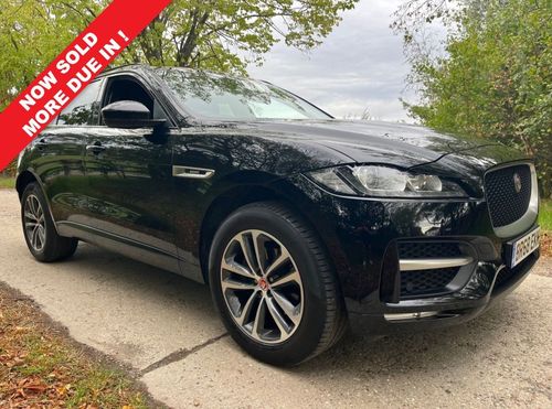 Jaguar F Pace