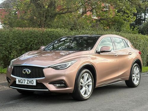 Infiniti Q30