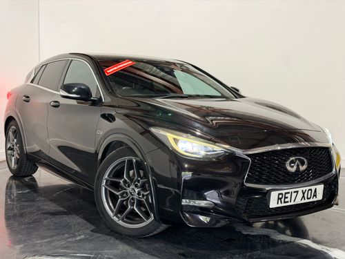 Infiniti Q30