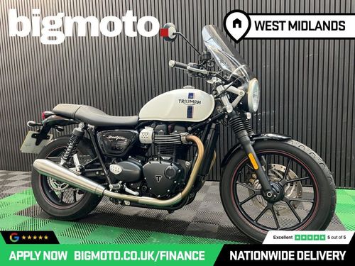 Triumph STREET TWIN