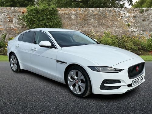 Jaguar XE