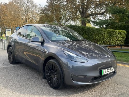 Tesla MODEL  Y