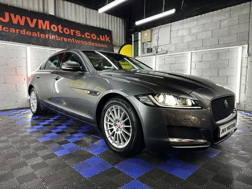 Jaguar XF