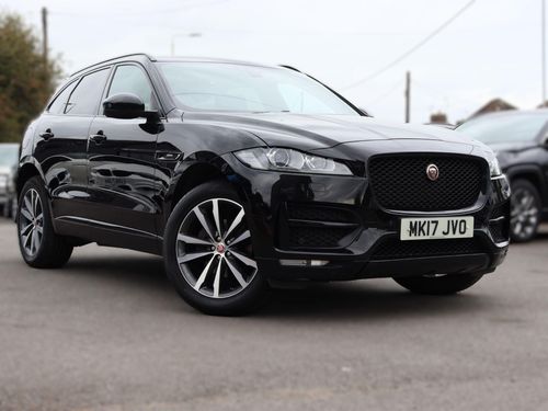 Jaguar F Pace