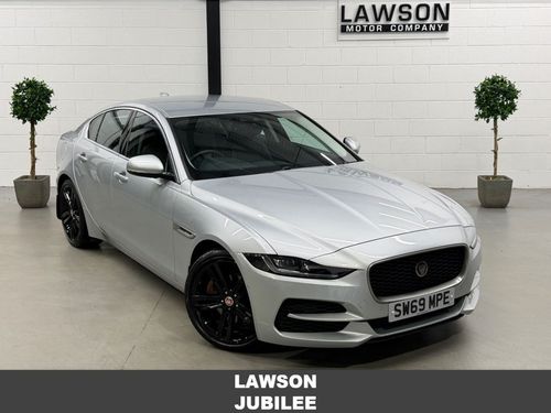Jaguar XE