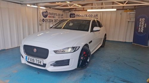 Jaguar XE