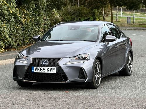 Lexus IS