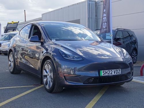 Tesla MODEL  Y