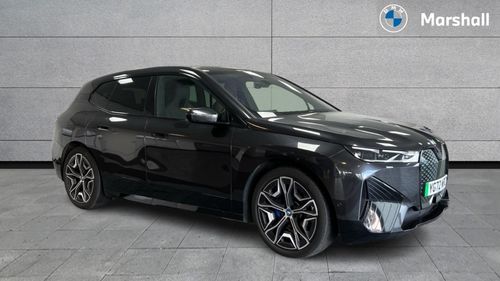 BMW iX