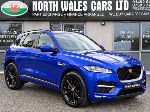 Jaguar F Pace