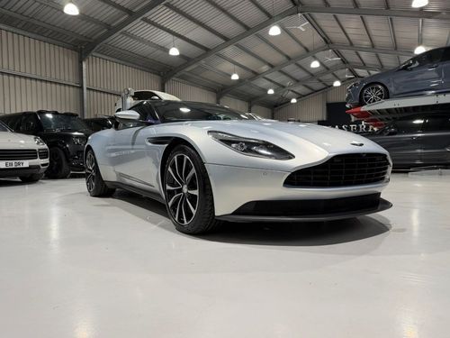 Aston Martin DB11